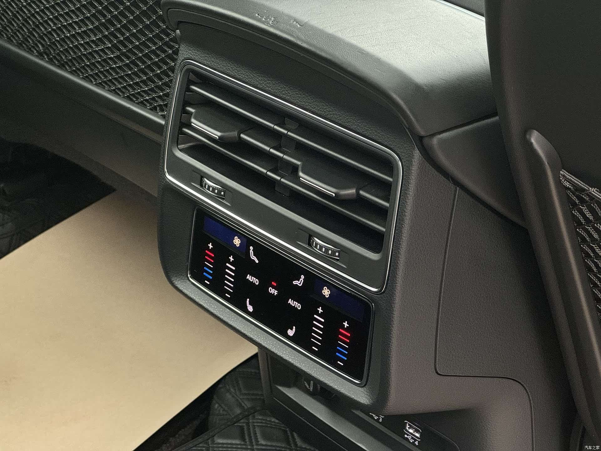 Audi Q8, 2019 19
