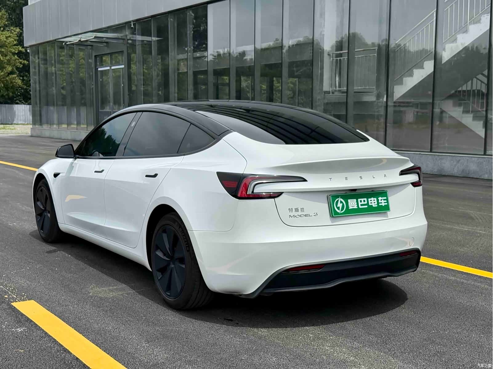 Tesla Model 3, 2024 7