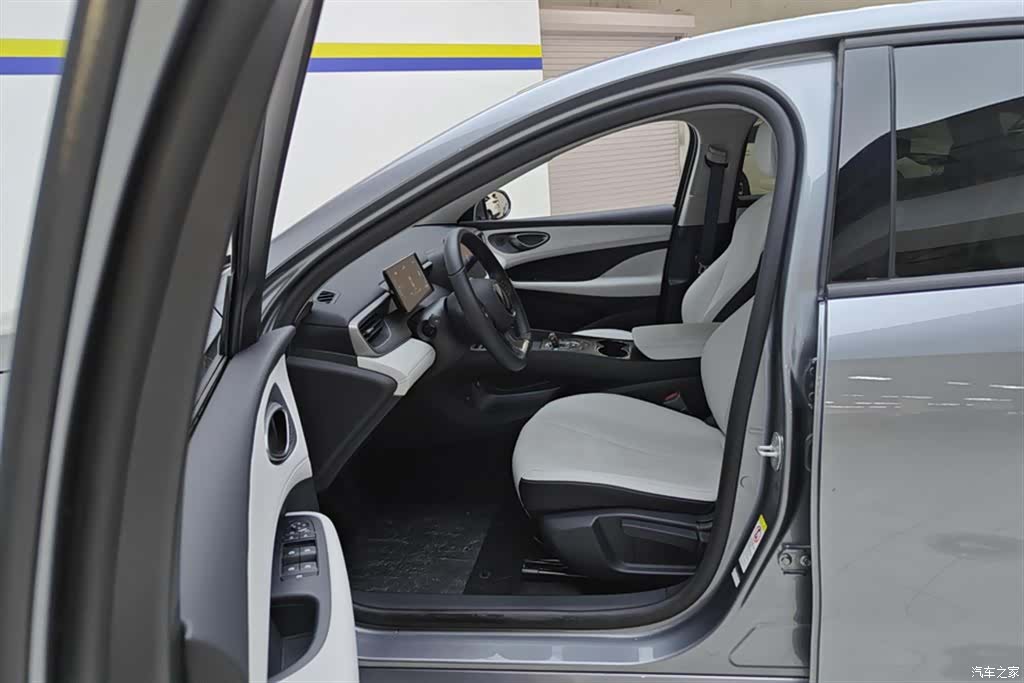 BYD Seal, 2025 9