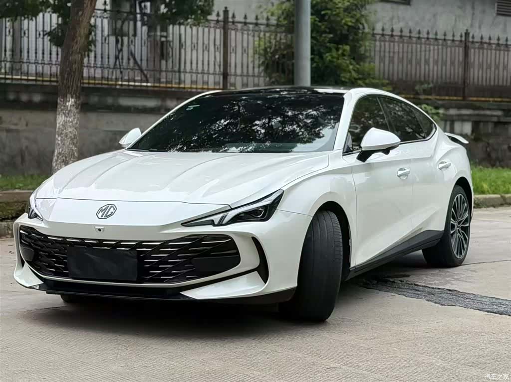 MG MG7