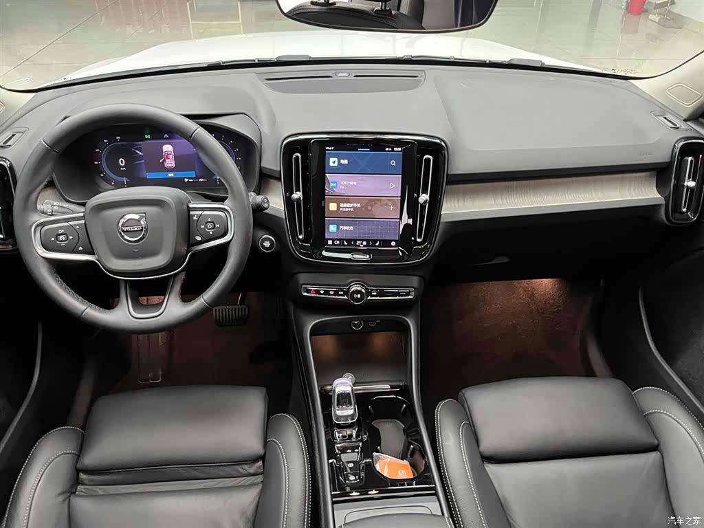 Volvo XC40, 2023 2