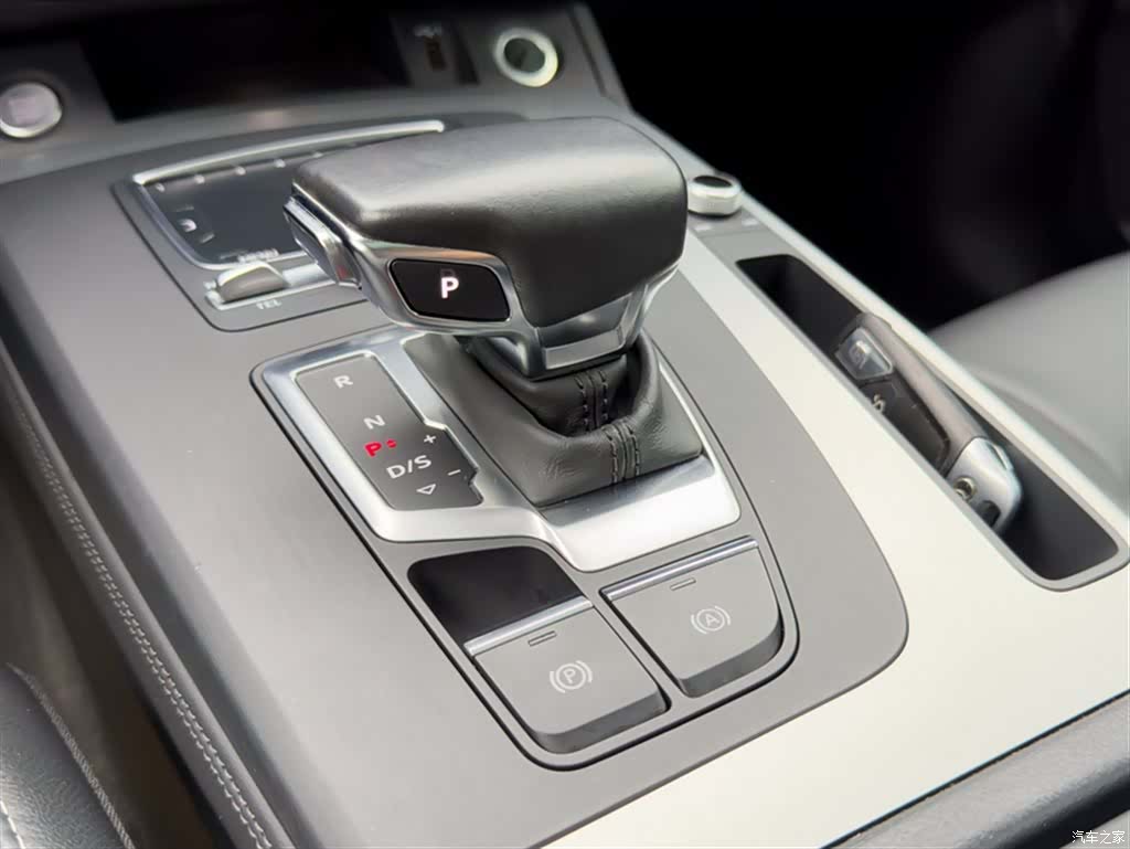 Audi Q5L, 2021 6