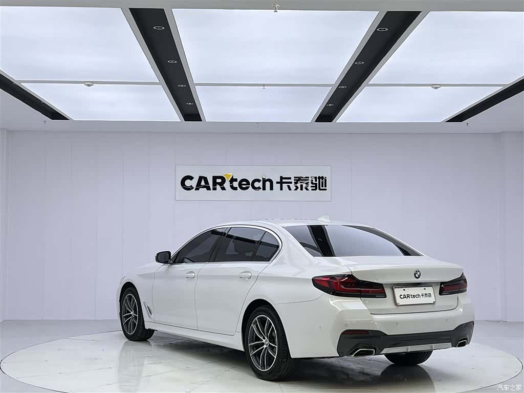 BMW 5 Series, 2022 7