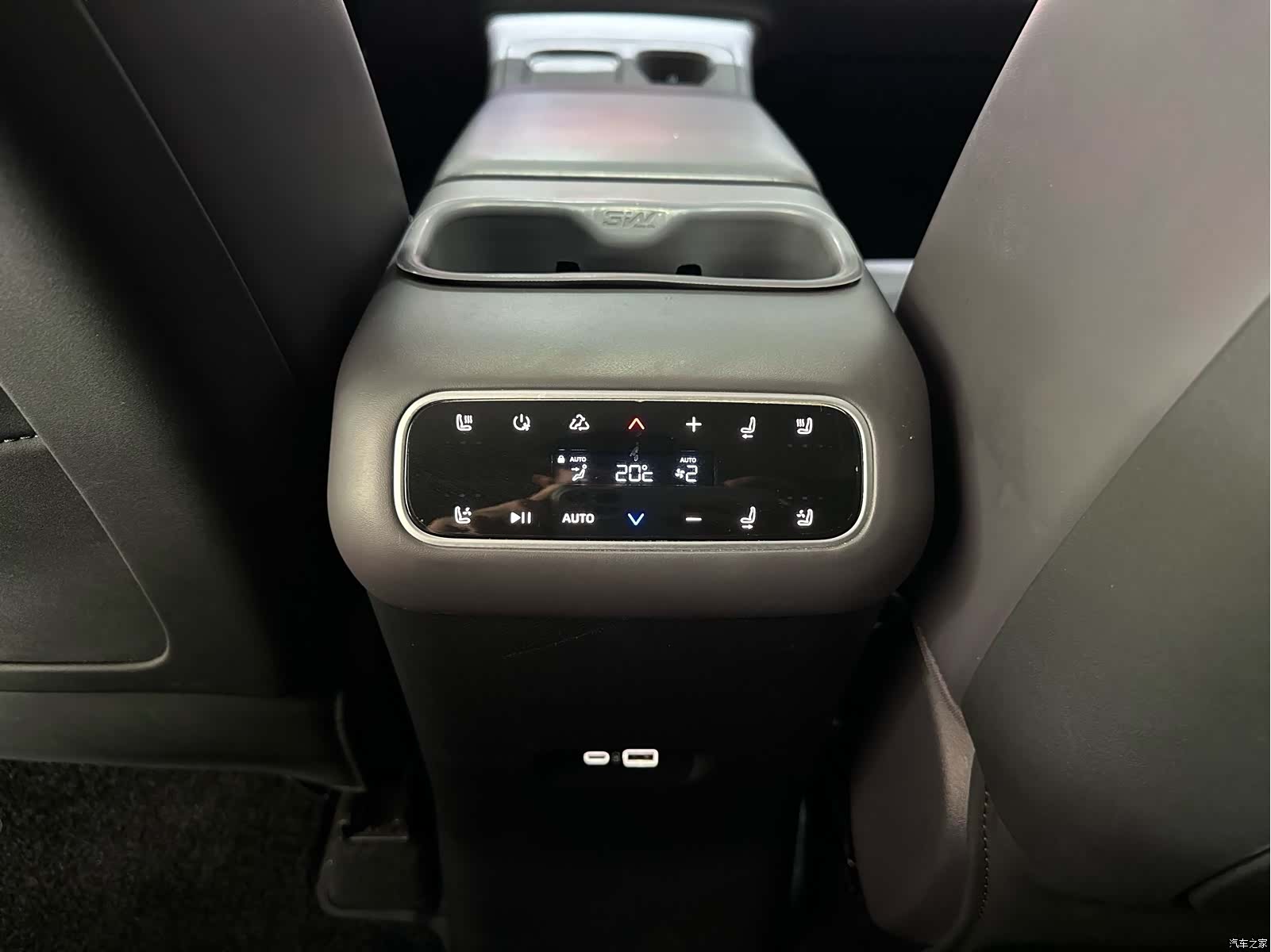 Leapmotor C16, 2024 19