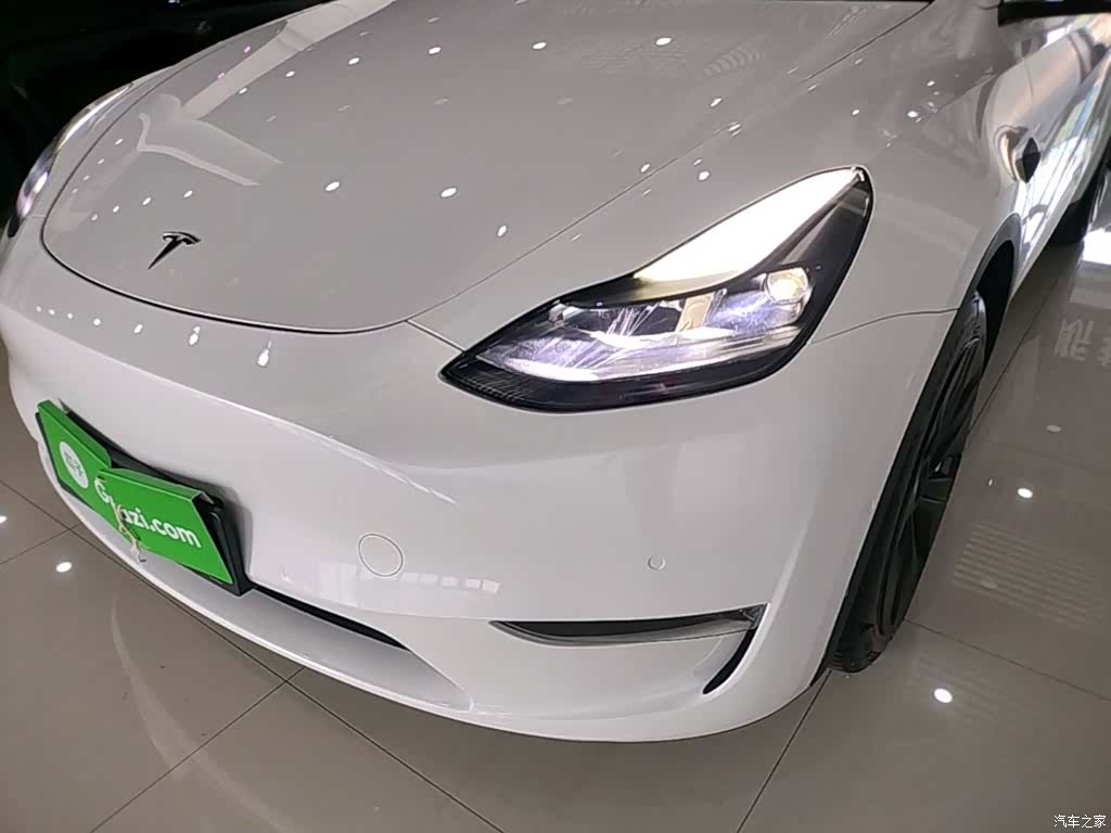 Tesla Model Y, 2021 24