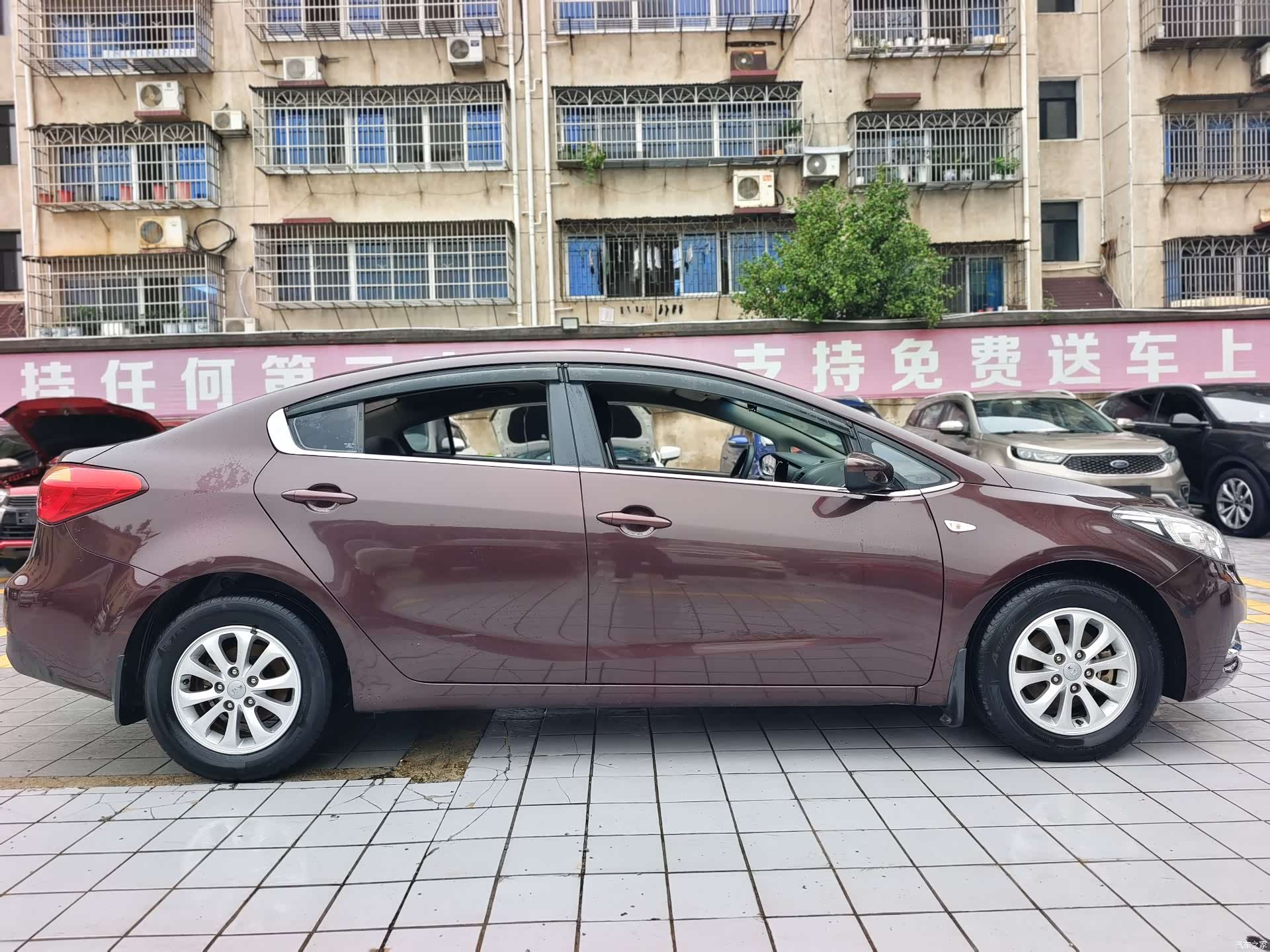 Kia K3, 2015 4