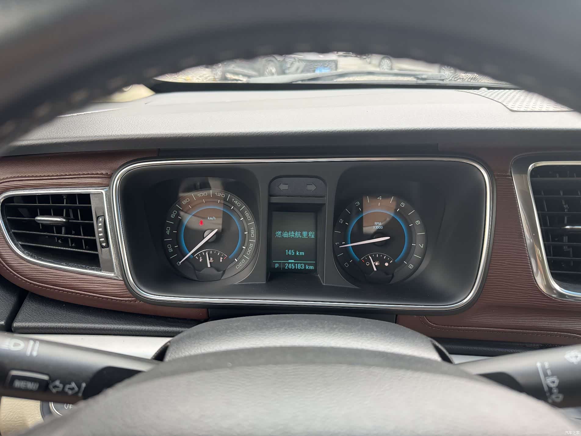 Buick GL8, 2015 26