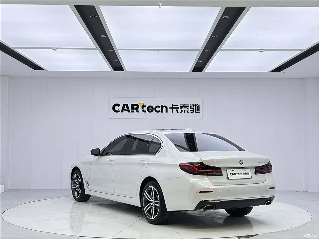 BMW 5 Series, 2022 7
