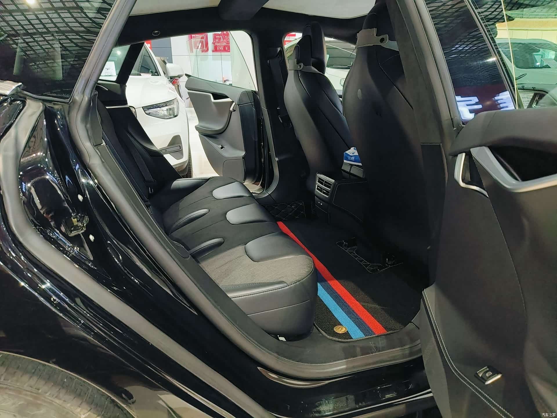Tesla Model S, 2017 15