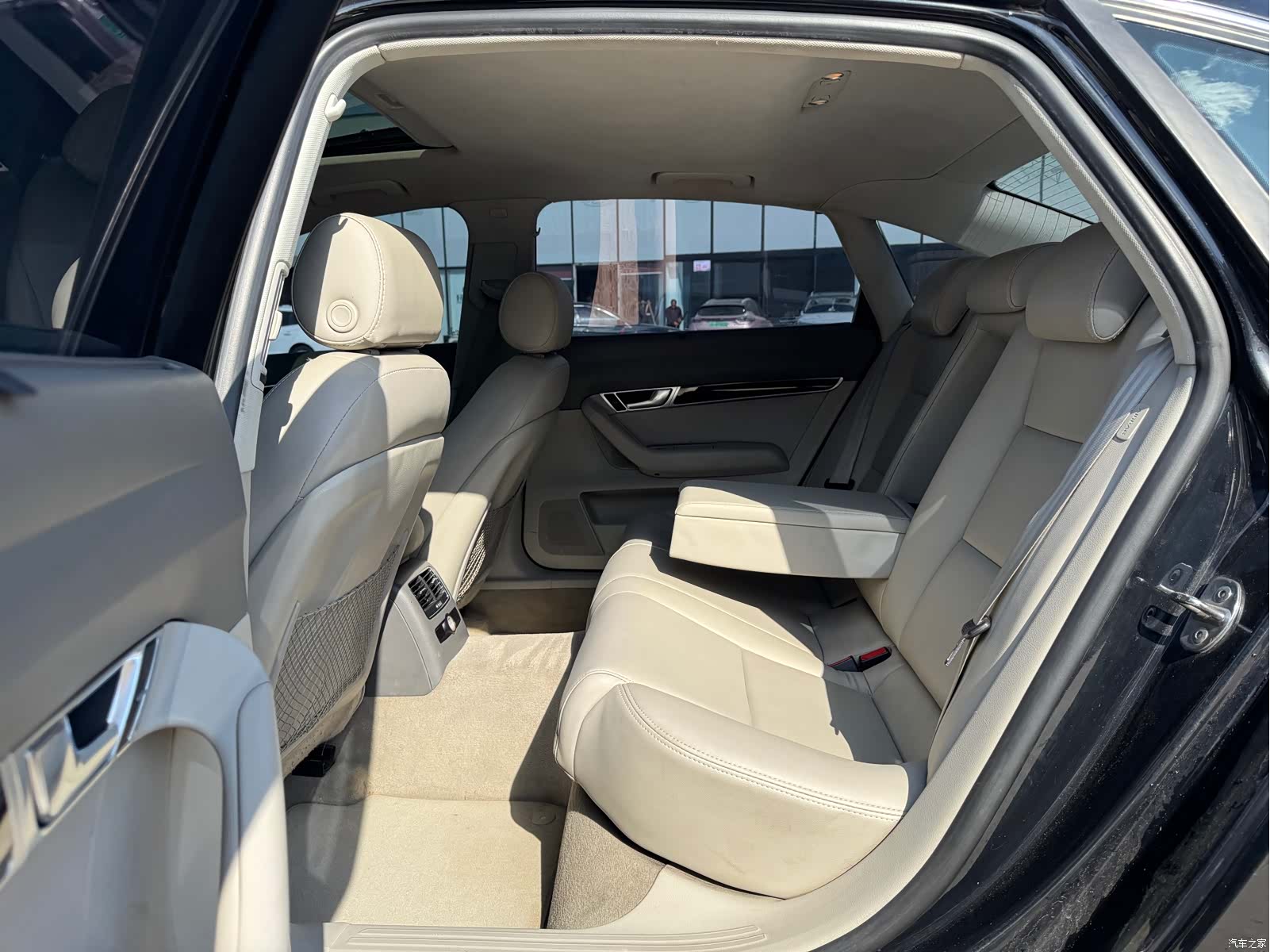 Audi A6L, 2012 14