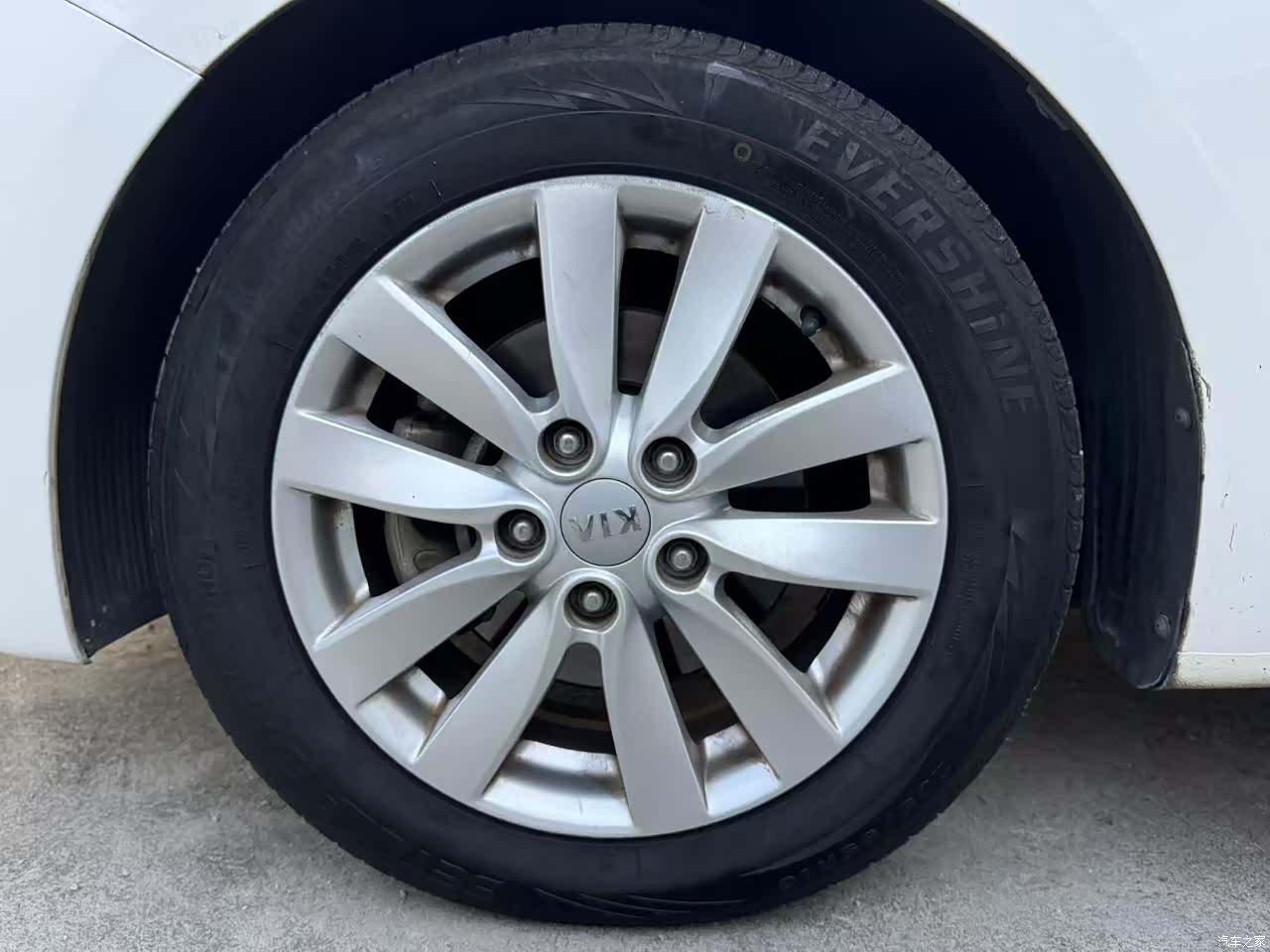 Kia K3, 2013 7