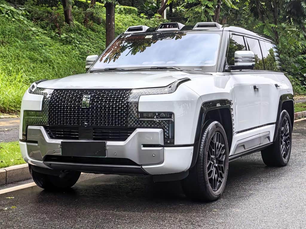 Yangwang U8