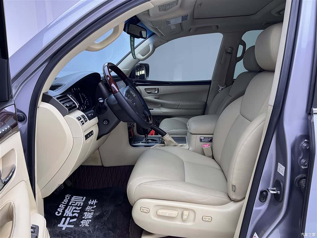 Lexus LX, 2008 16