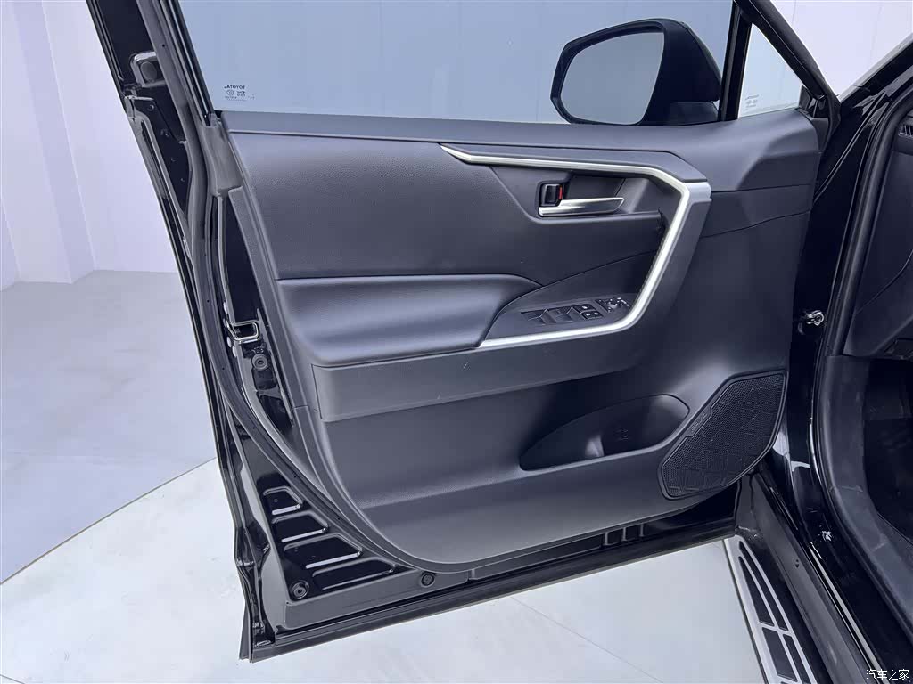 Toyota RAV4, 2022 26
