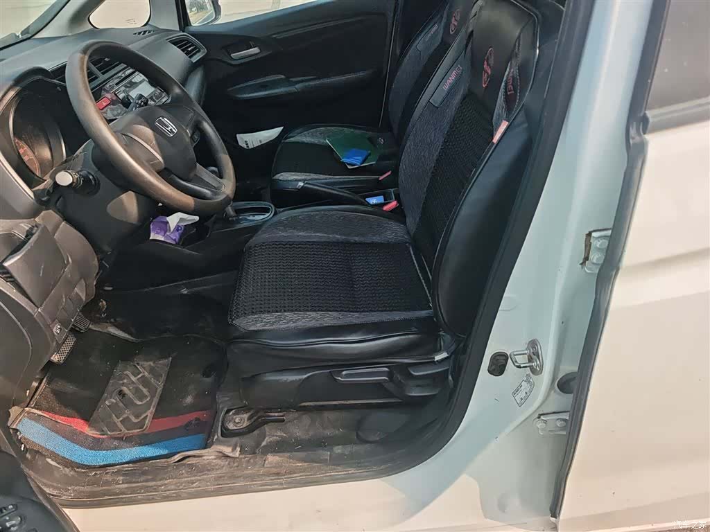 Honda Fit, 2016 8