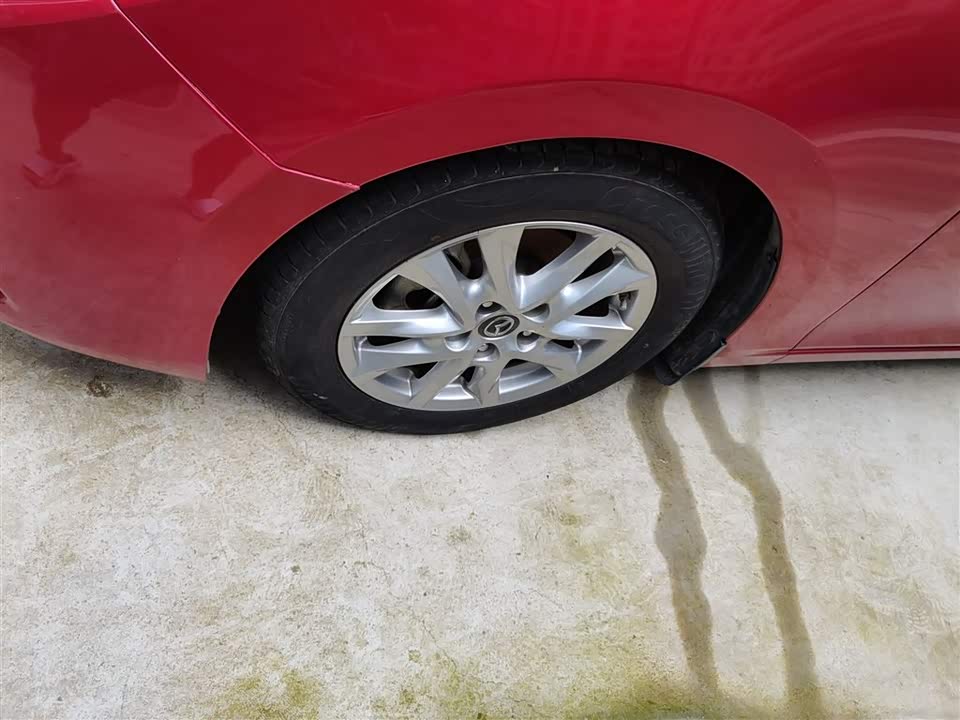 Mazda 3 Angkesaila