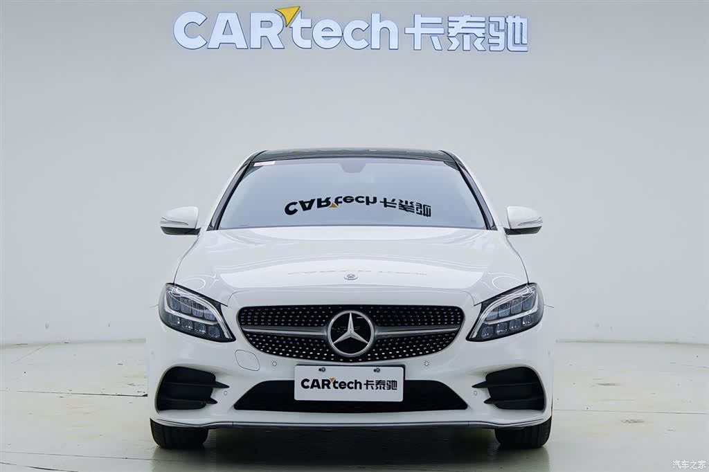 Mercedes-Benz C-Class, 2019 3