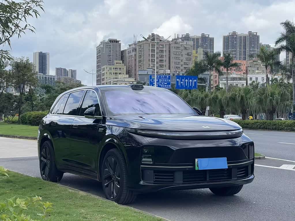 Li Auto L7