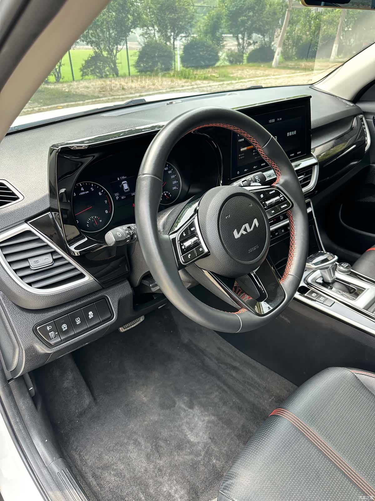 Kia KX3, 2022 8