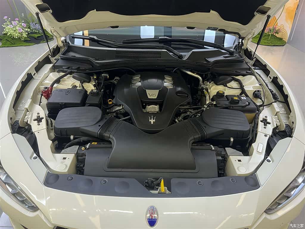 Maserati Ghibli, 2015 6