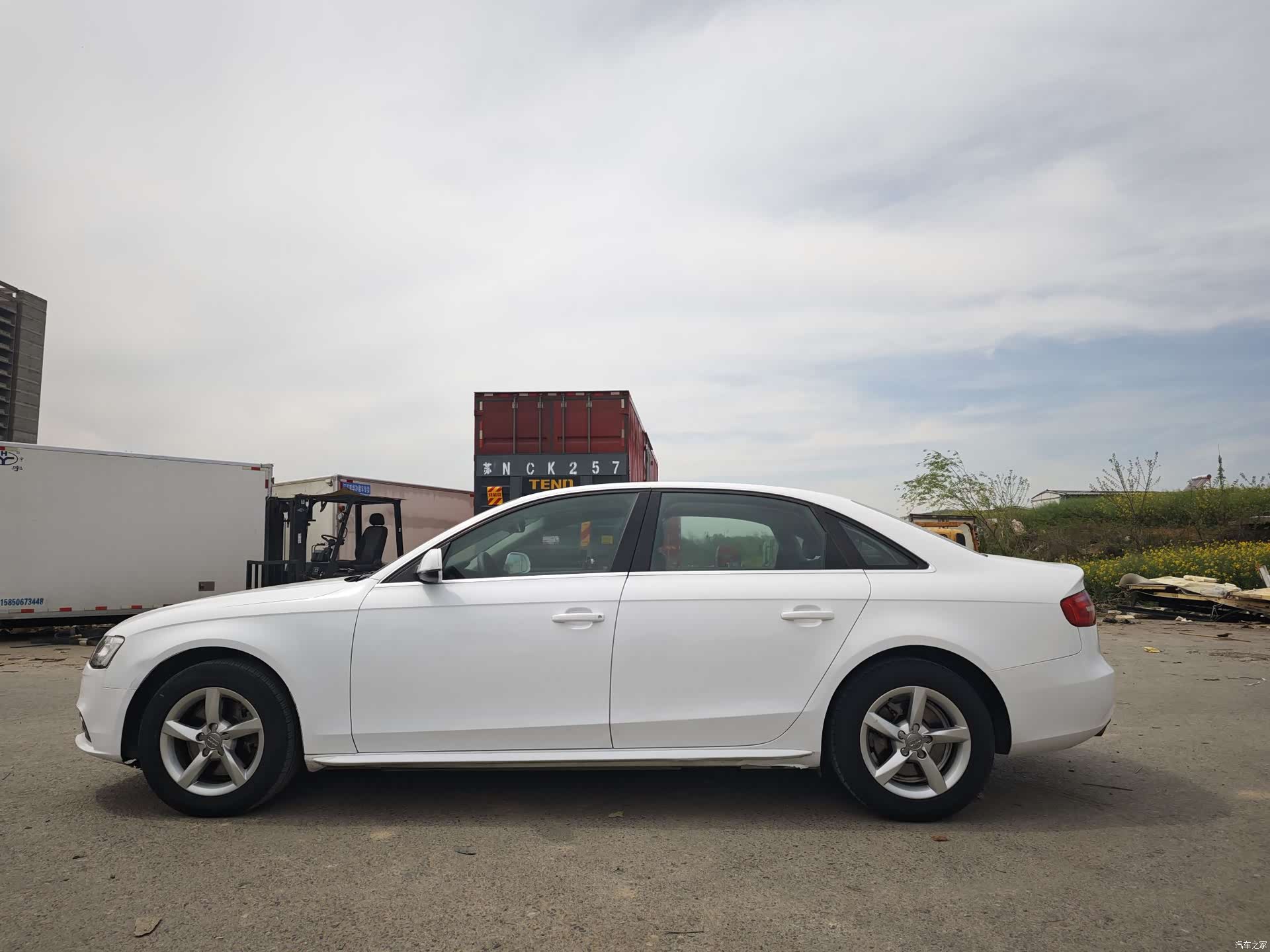 Audi A4L, 2012 15