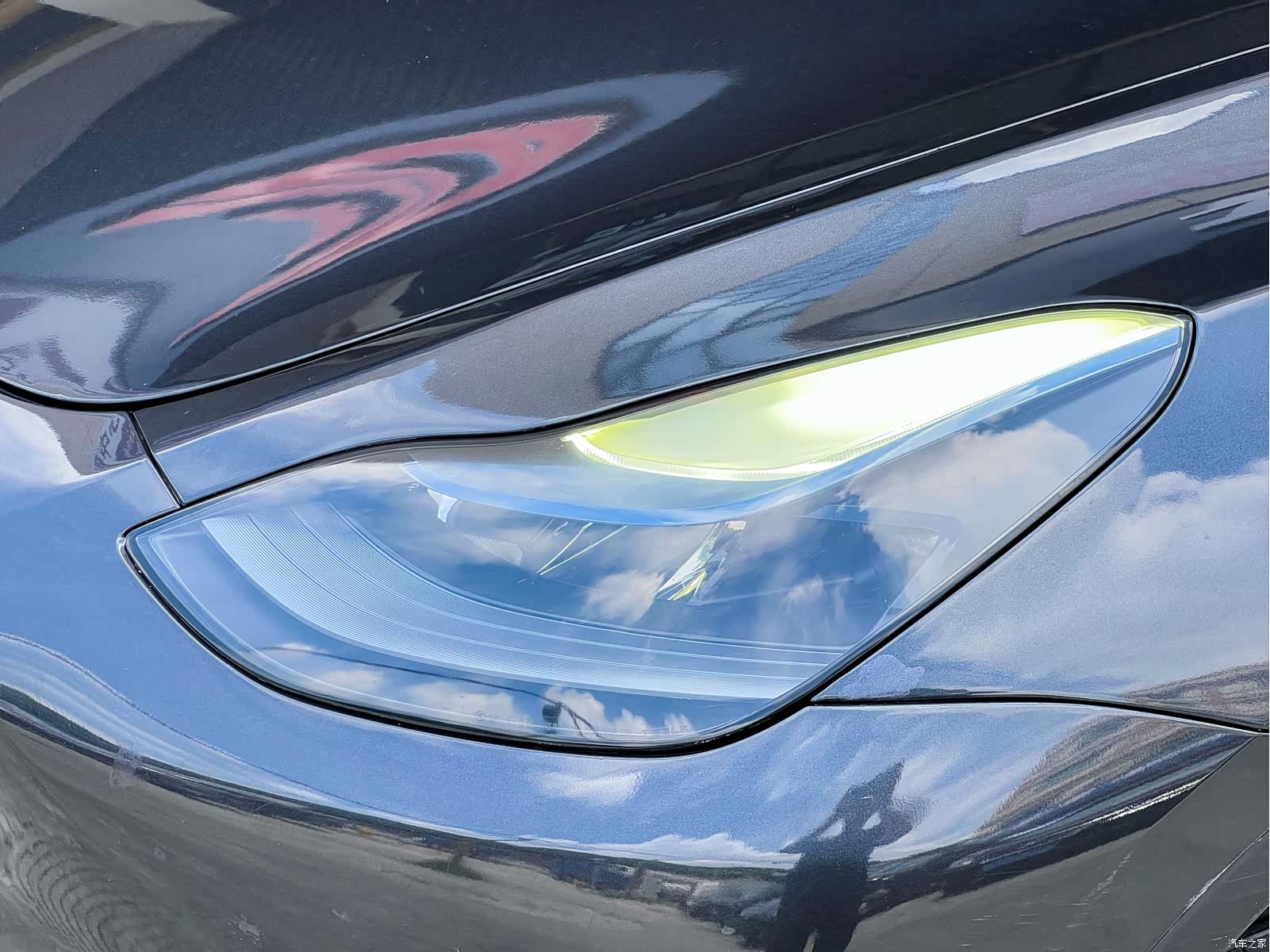 Tesla Model Y, 2024 12