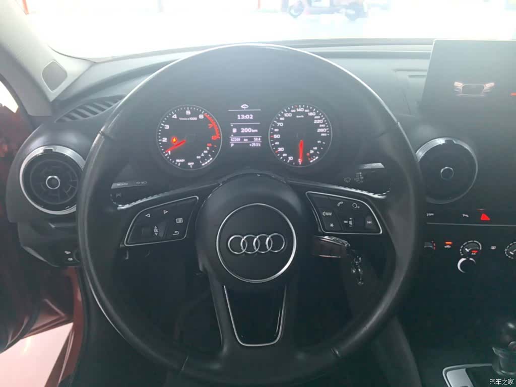 Audi A3, 2018 11