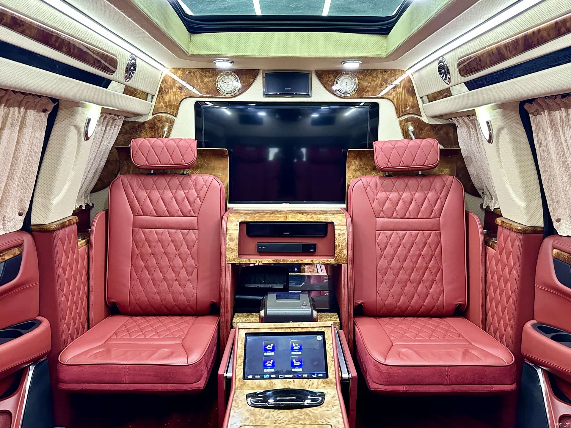 Cadillac Escalade, 2017 6