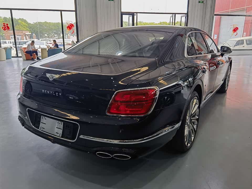 Bentley Flying