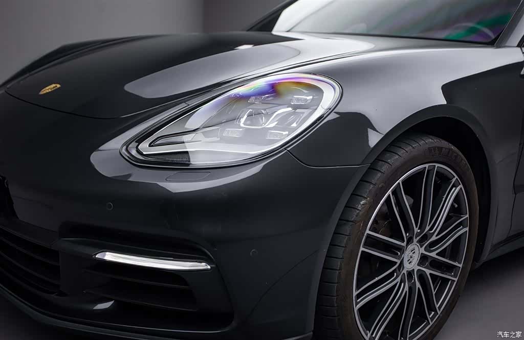 Porsche Panamera, 2018 7