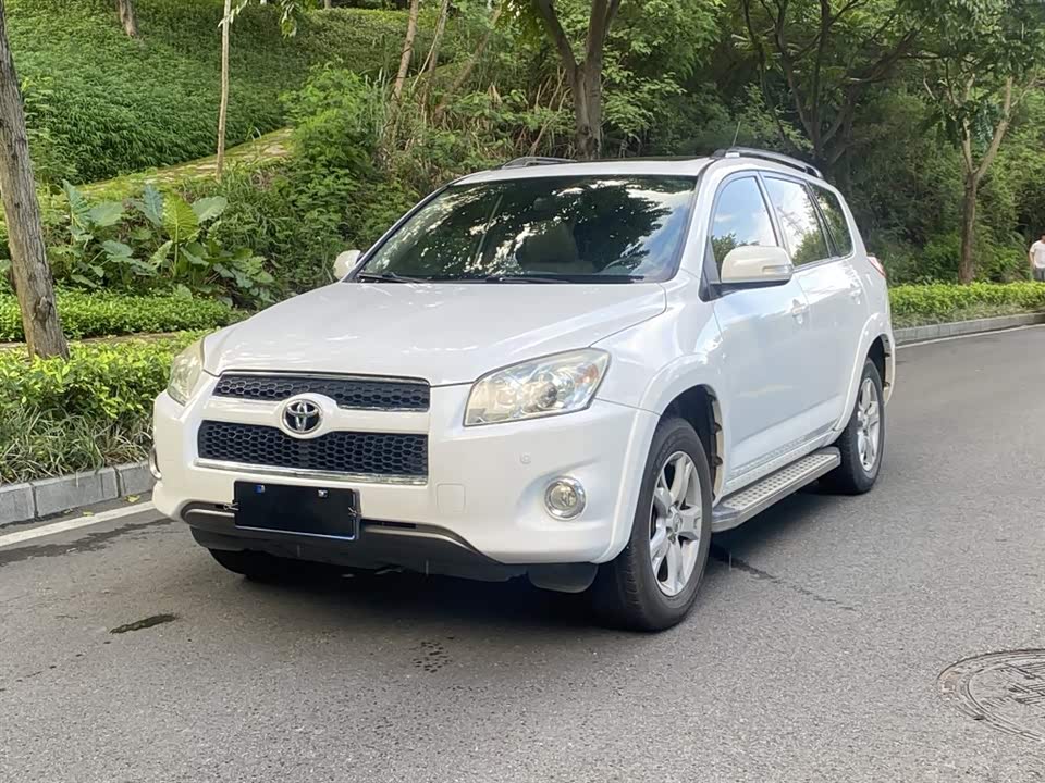 Toyota RAV4 Rongfang