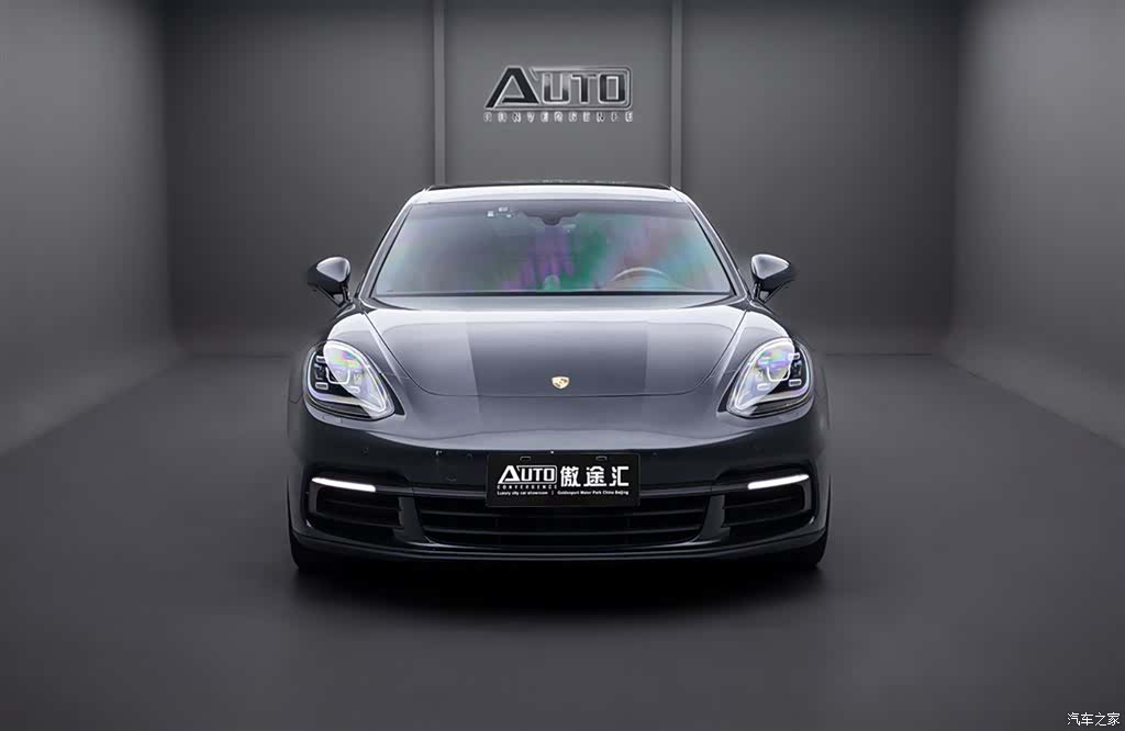 Porsche Panamera, 2018 2