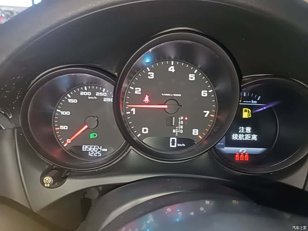 Porsche Macan, 2019 12