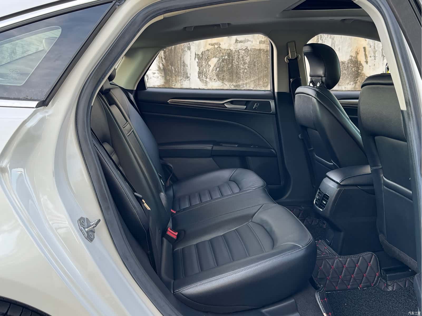 Ford Mondeo, 2018 10
