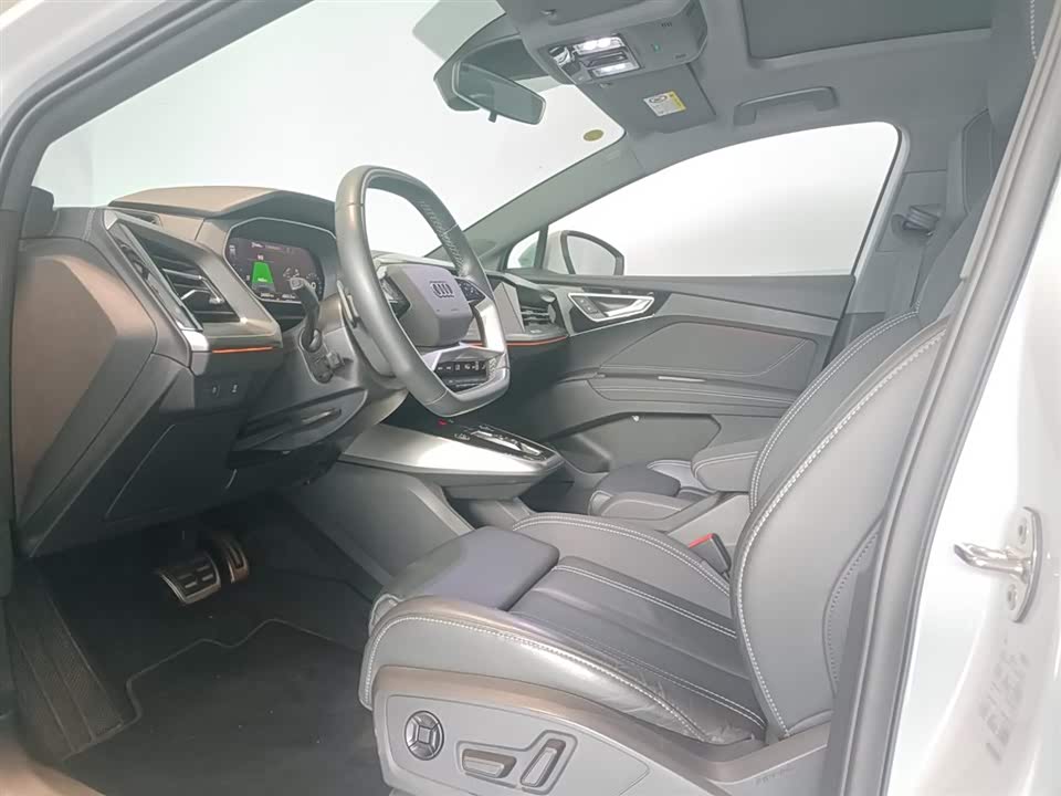 Audi Q4