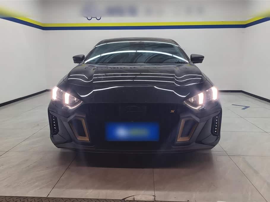 Trumpchi Shadow Leopard