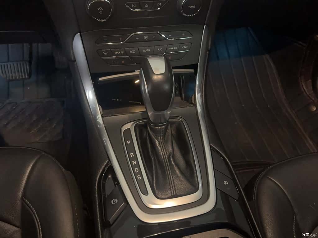 Ford Edge, 2018 9