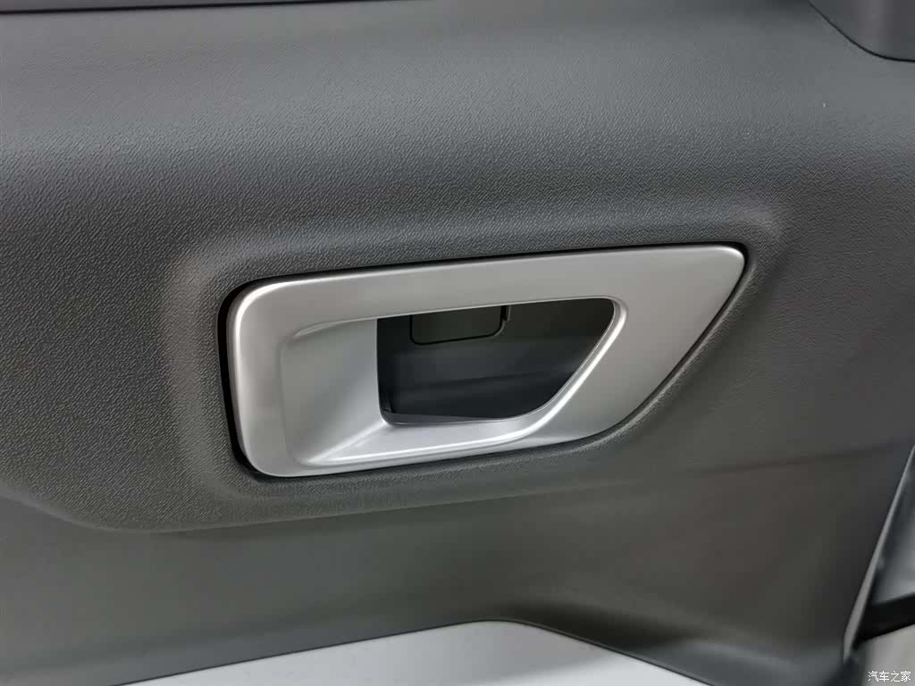 Geely Panda, 2024 9