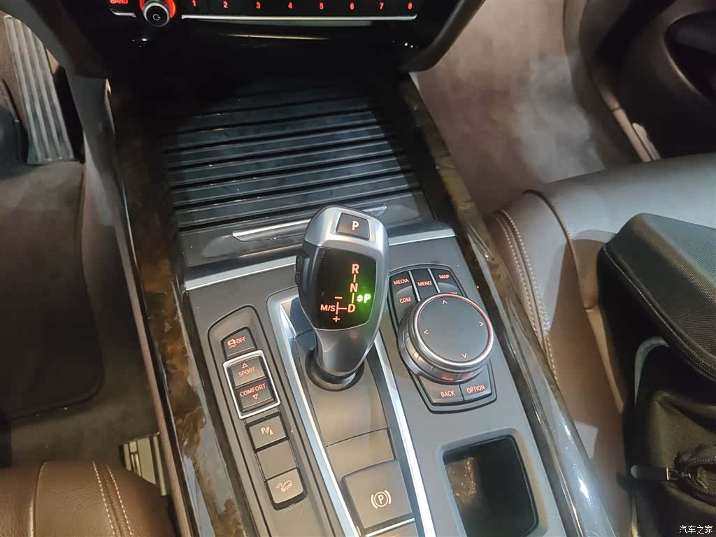 BMW X5, 2017 11