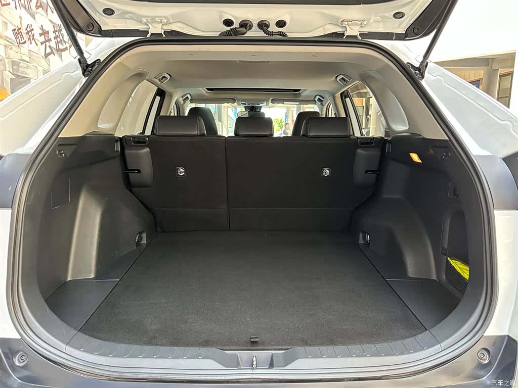 Toyota Wildlander, 2023 8