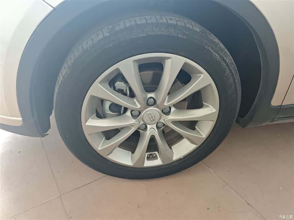 Geely Emgrand, 2017 23