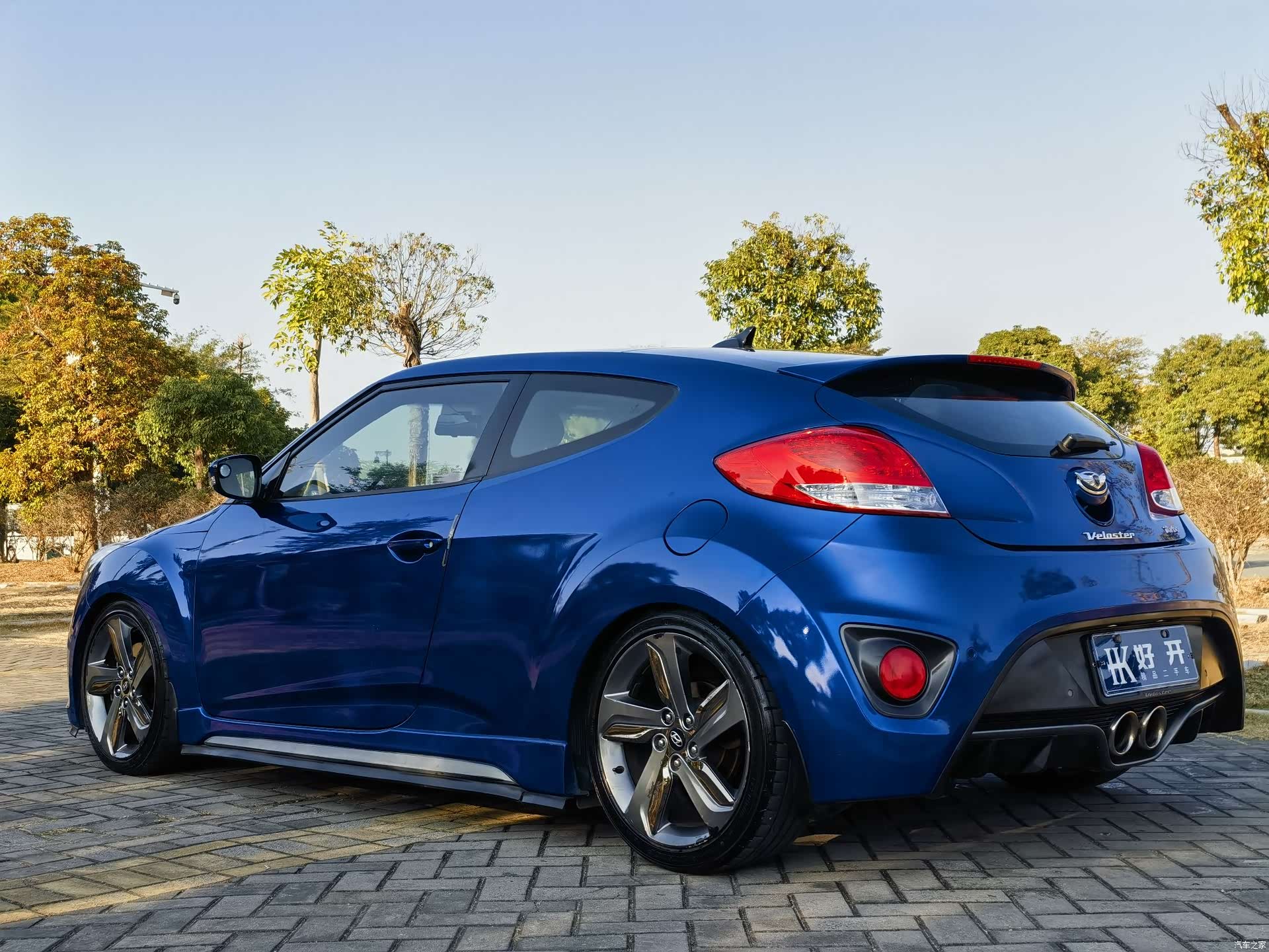 Hyundai Veloster, 2015 все фото
