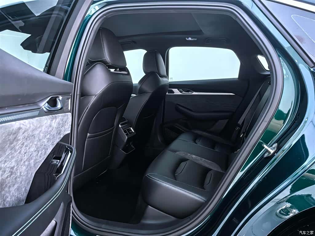 Geely Preface, 2023 6