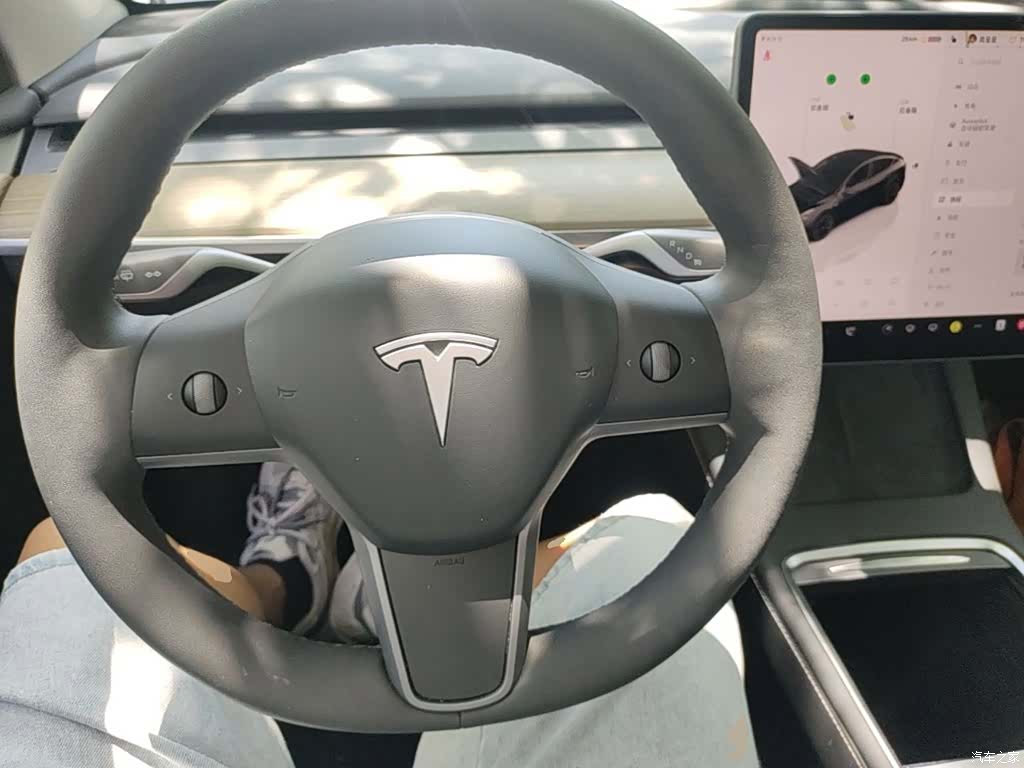 Tesla Model Y, 2022 11
