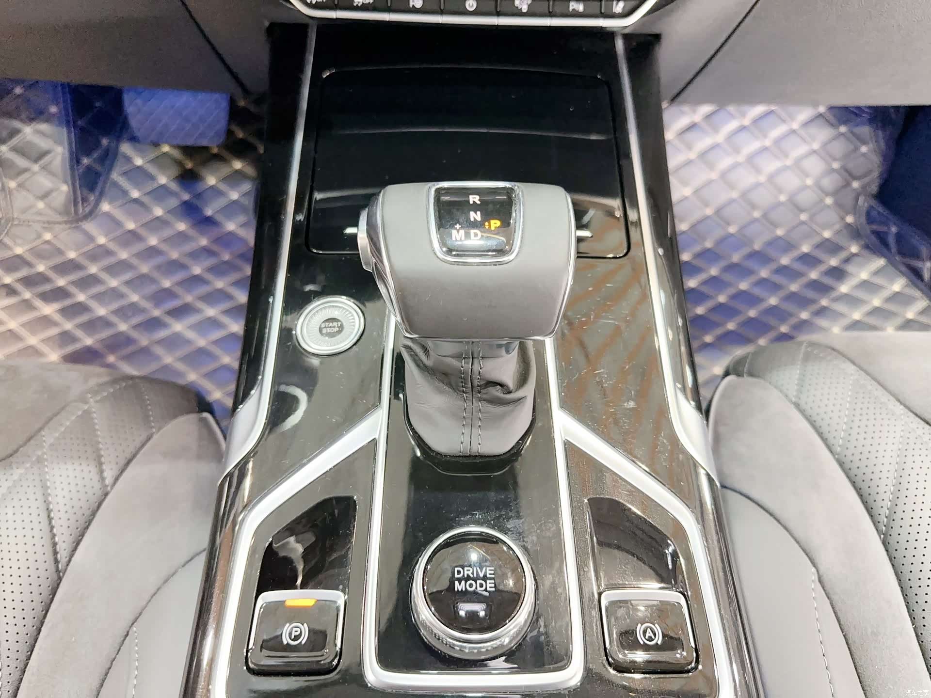 Hongqi HS5, 2023 27