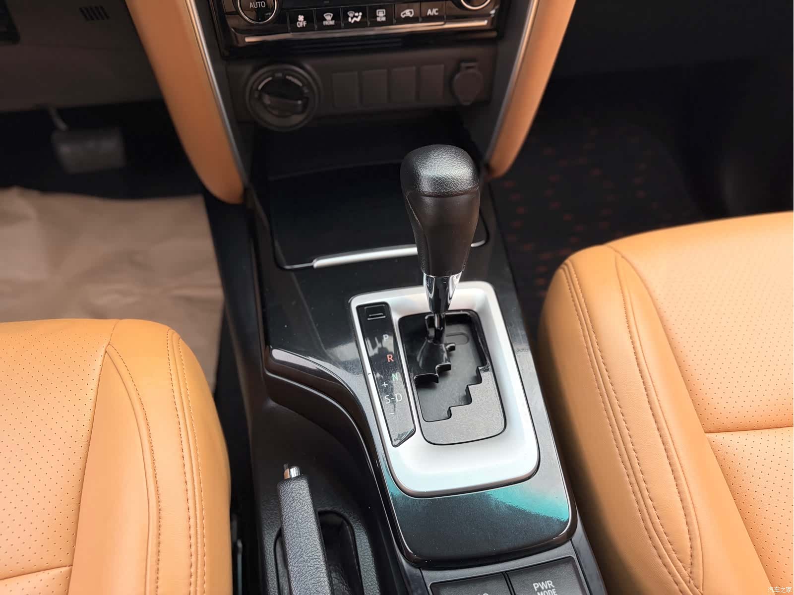 Toyota Fortuner, 2018 16