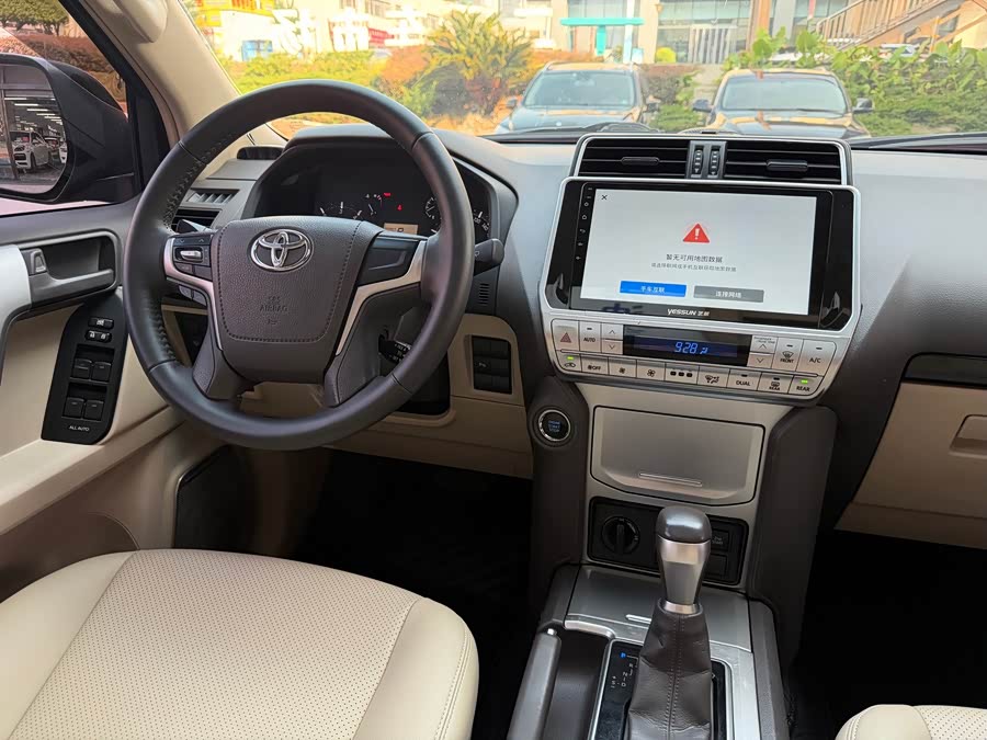 Toyota Prado 2019, фото 10