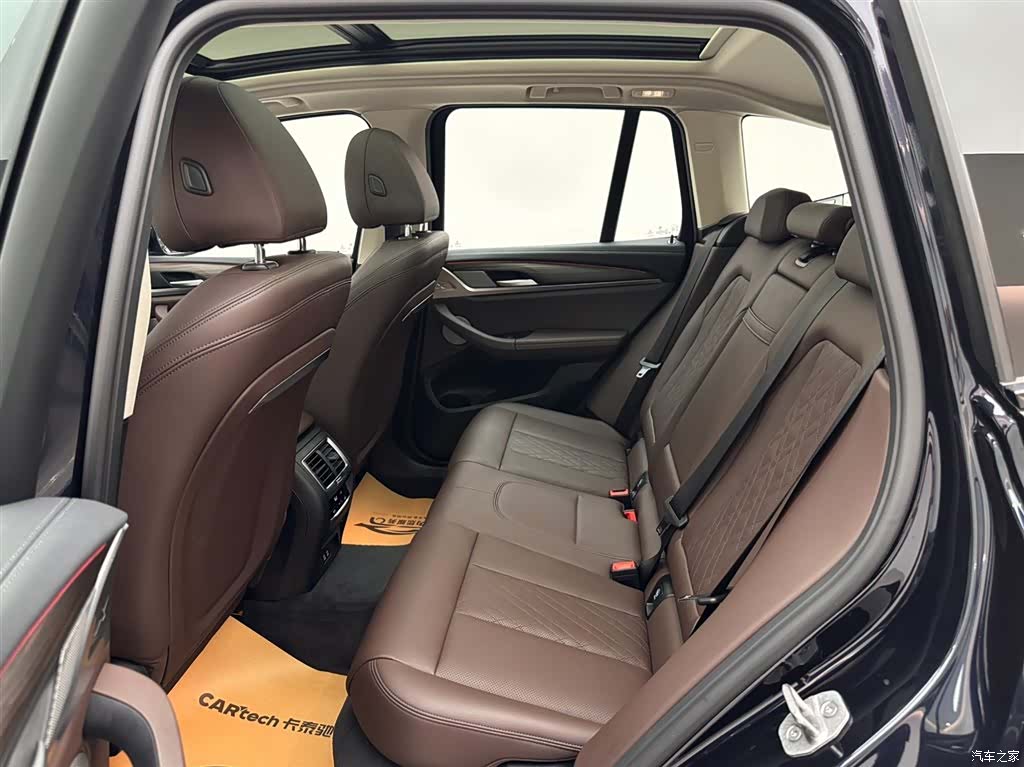 BMW X3, 2021 9