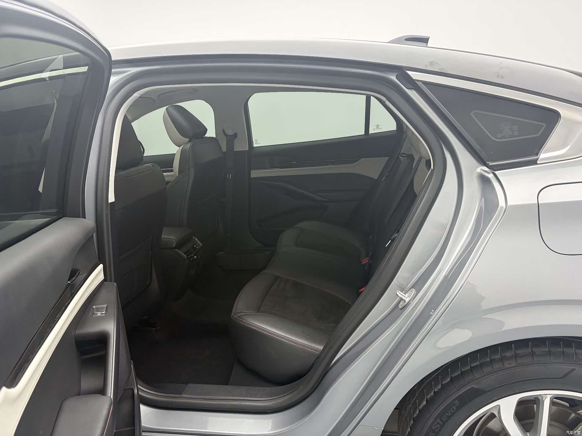 Ford Mondeo, 2022 13