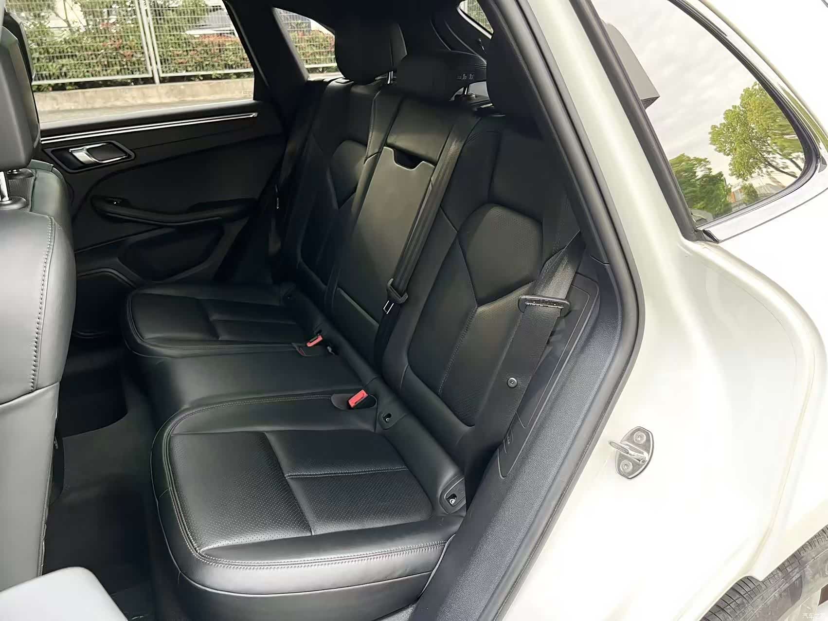 Porsche Macan, 2023 12